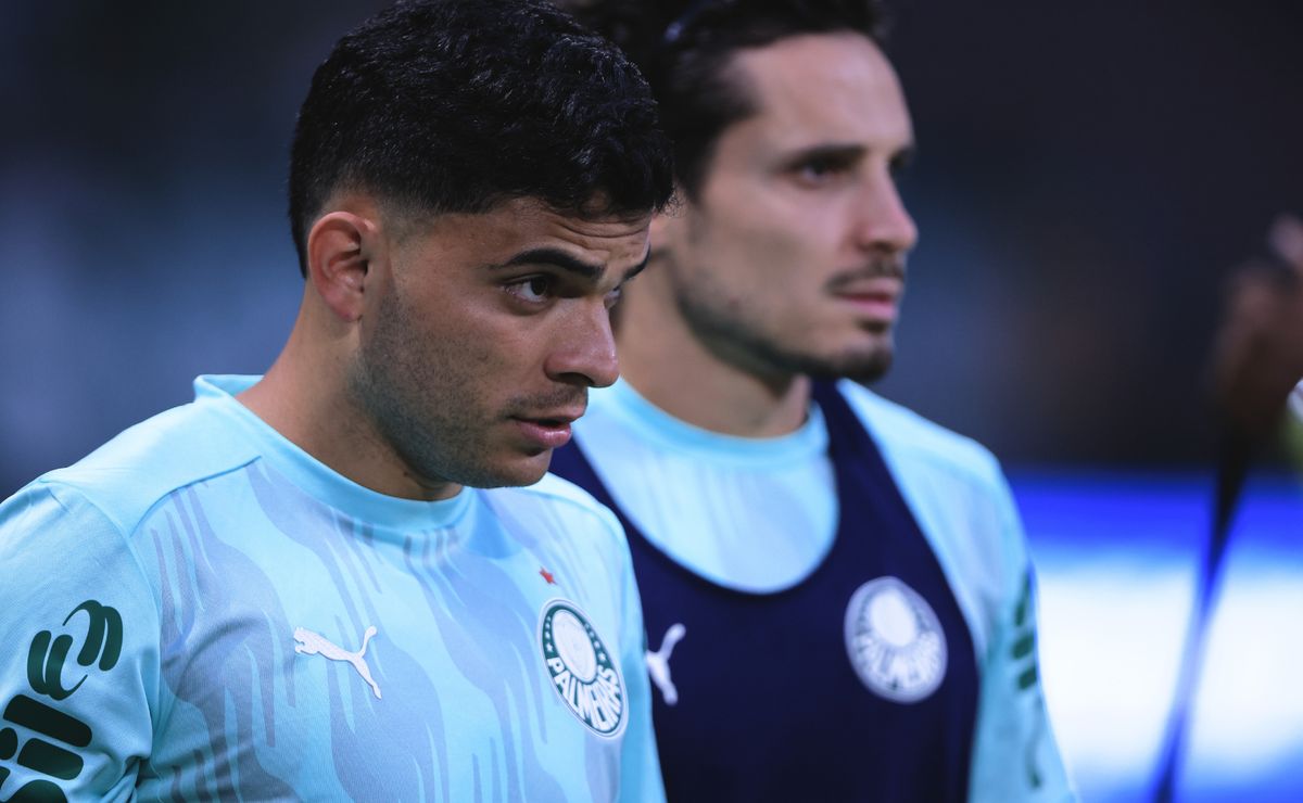 Fernando Diniz dá sinal positivo e Vasco se aproxima de acerto com Bruno Rodrigues