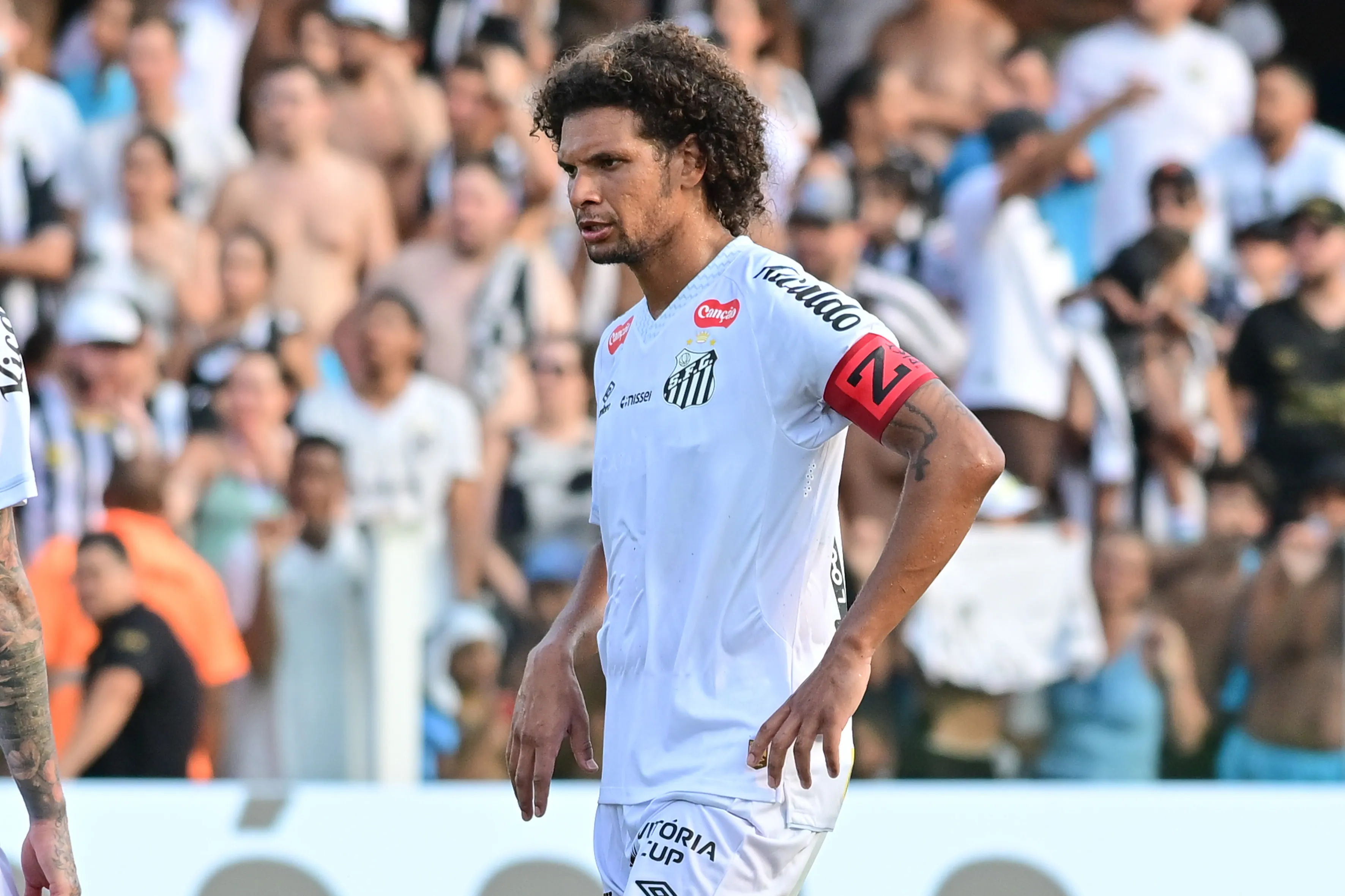 SP – SANTOS – 10/01/2026 – PAULISTA 2026, SANTOS X NOVORIZONTINO – Willian Arao jogador do Santos durante partida contra o Novorizontino no estadio Vila Belmiro pelo campeonato Paulista 2026. Foto: Jota Erre/AGIF