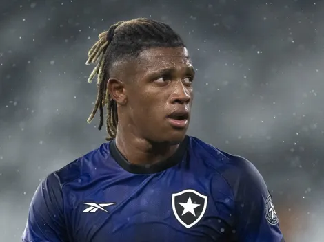 Botafogo confia em Danilo apesar das dívidas