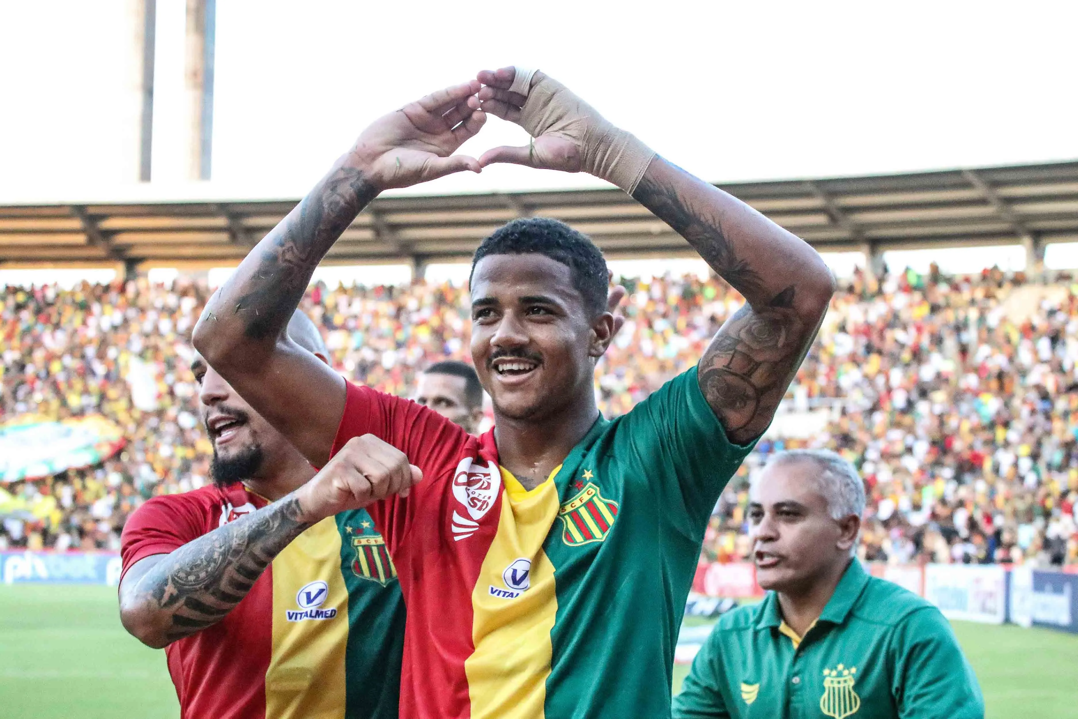 Foto: Ronald Felipe/AGIF