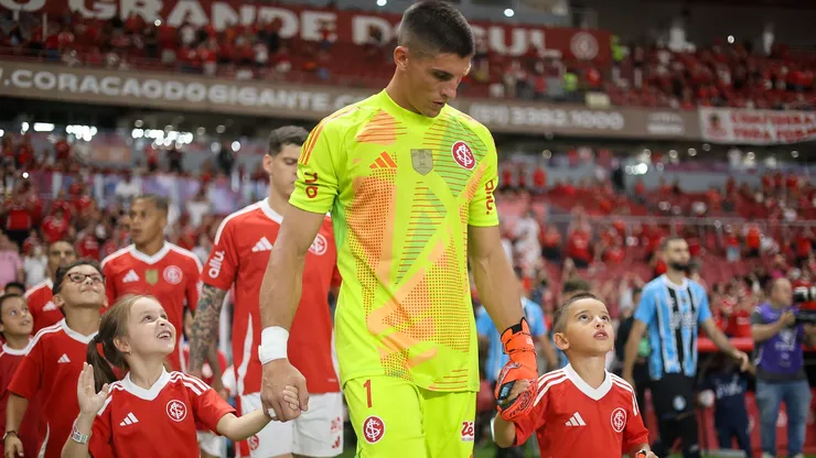 Rochet teve atuação contestada pela torcida no Grenal