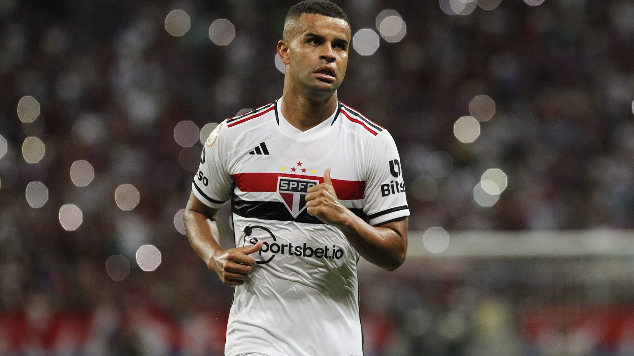 Alisson do São Paulo, ficou bem perto do Corinthians, mas o Timão recuou por prudência – Flickr Oficial SPFC