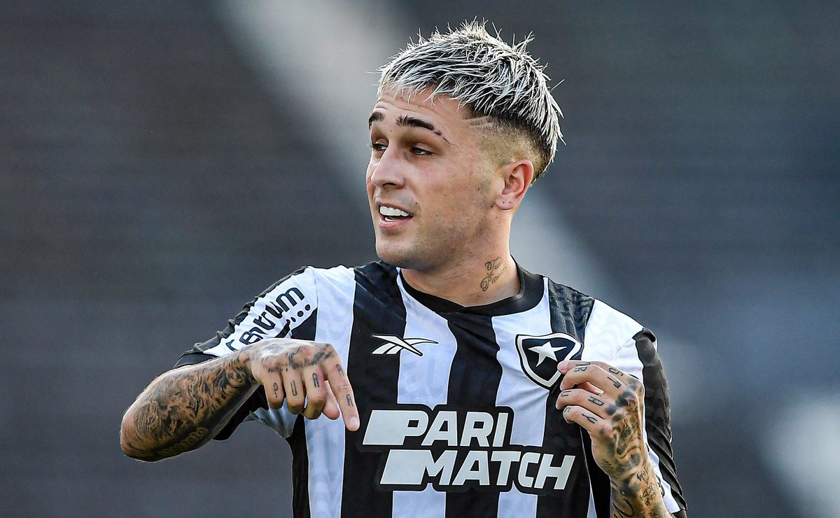 Botafogo e Remo vão retomar negociações pela venda em definitivo do meia-atacante Diego Hernández