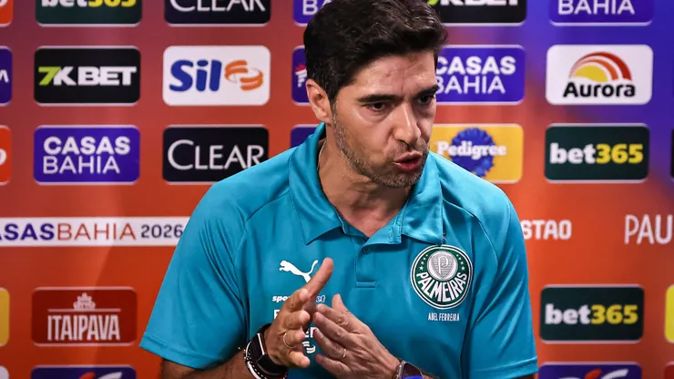 SP - BARUERI - 17/01/2026 - PAULISTA 2026, PALMEIRAS X MIRASSOL - Abel Ferreira tecnico do Palmeiras durante partida contra o Mirassol no estadio Arena Barueri pelo campeonato Paulista 2026. Foto: Fabio Giannelli/AGIF