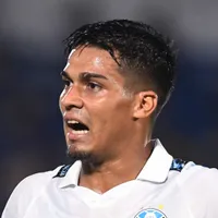 Boca Juniors observa Arezo, do Grêmio