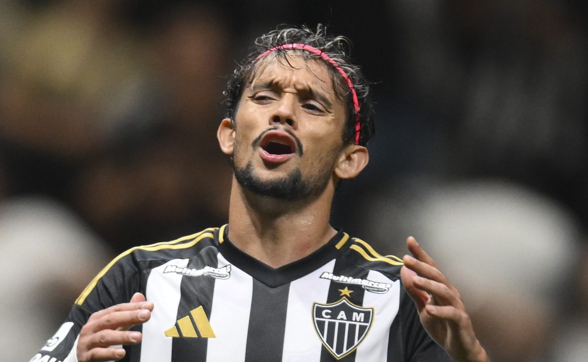 Gustavo Scarpa recebe sondagens do exterior e Atlético-MG avalia saída na janela
