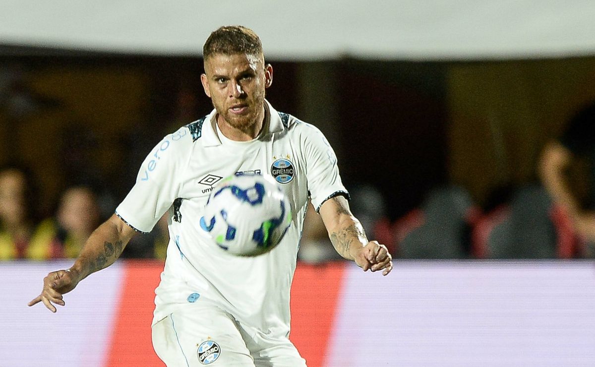 Cuellar se sente em dívida no Grêmio e trabalha para dar volta por cima no Clube em 2026