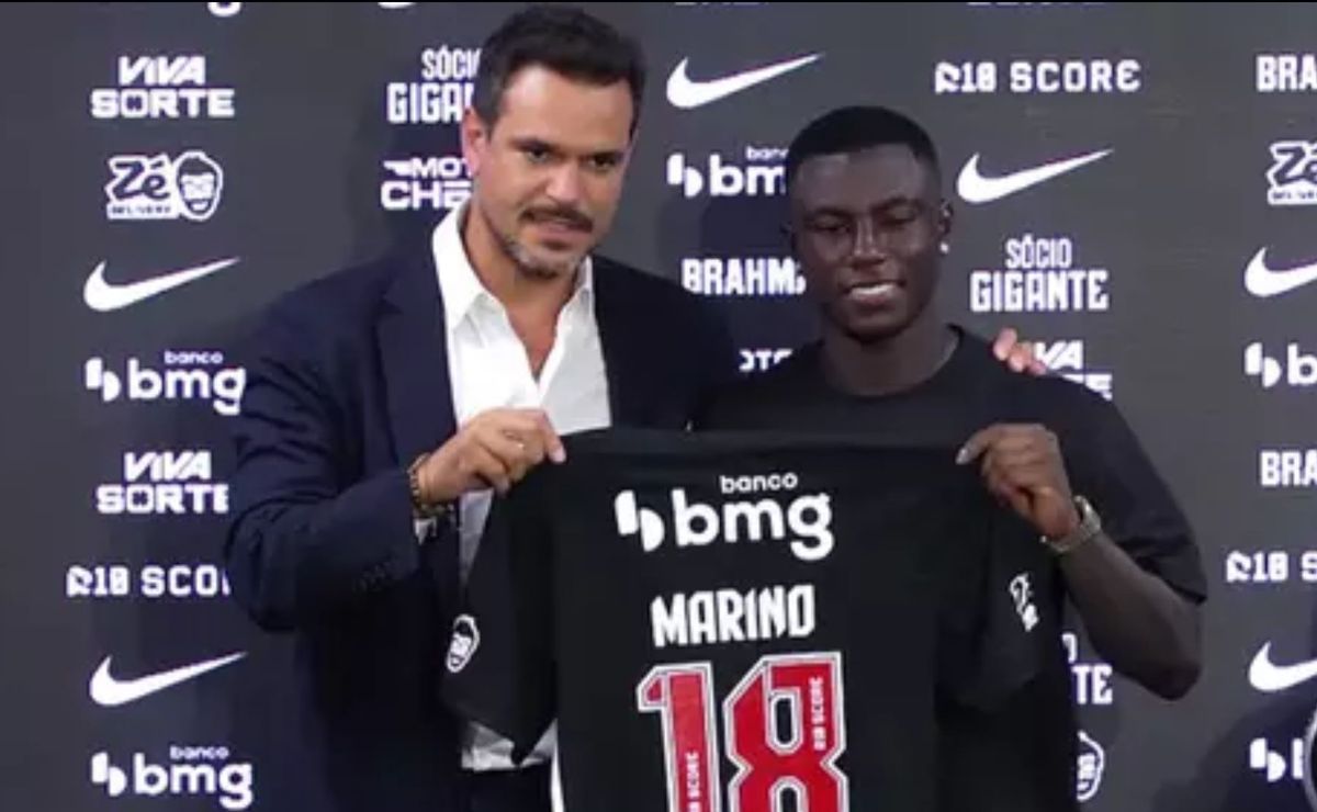 Hinestroza revela proposta do Inter após fechar com o Vasco e explica escolha pelo clube