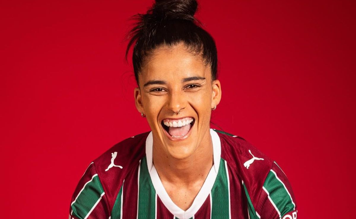 Patrícia Sochor, atacante com passagem por Cruzeiro e Palmeiras, é o novo reforço do Fluminense