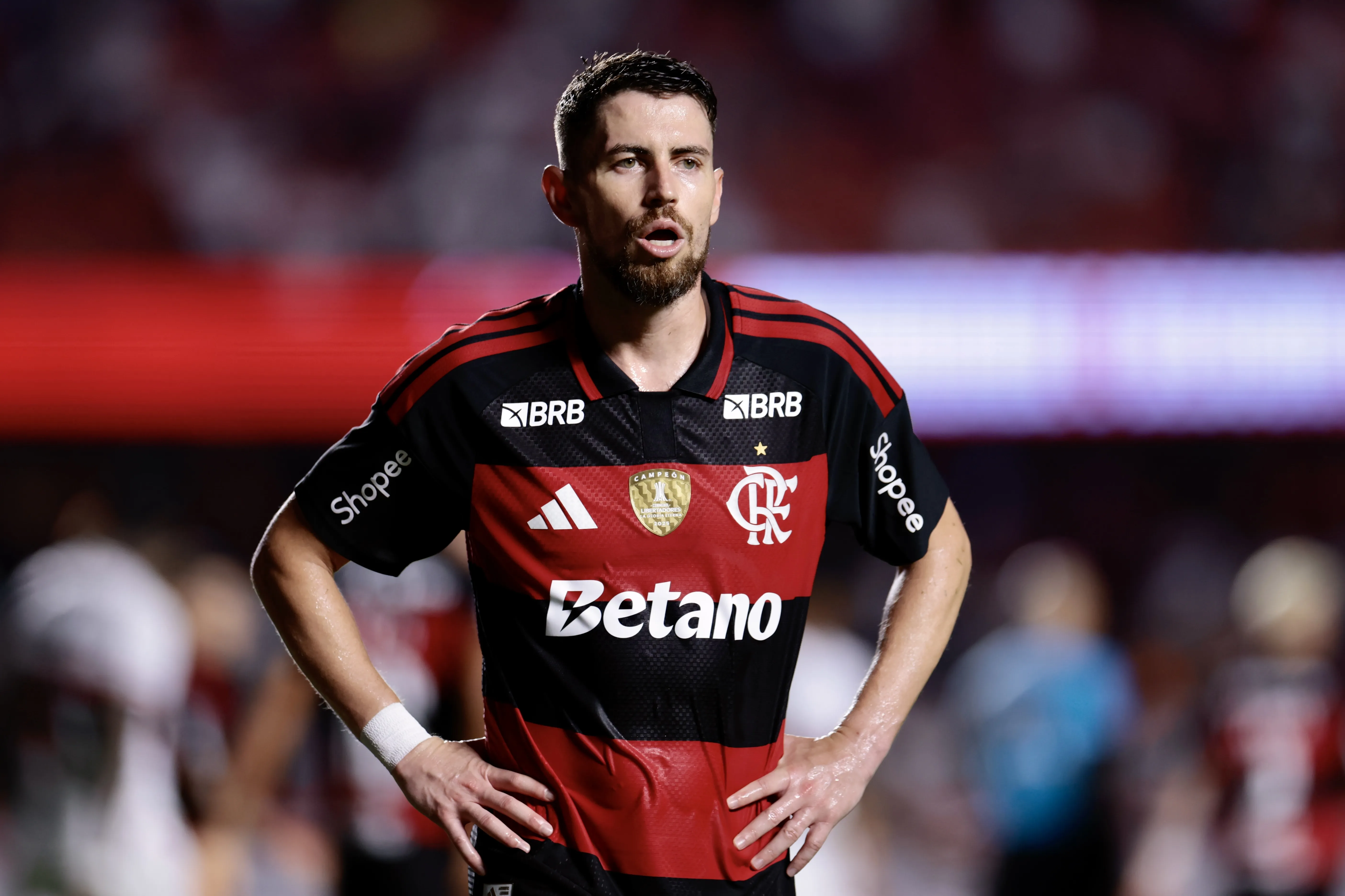 Jorginho jogador do Flamengo durante partida contra o Sao Paulo no estadio Morumbi pelo campeonato Brasileiro A 2026. Foto: Marcello Zambrana/AGIF