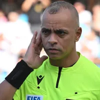 PC Oliveira vê erro da arbitragem em lance de Arrascaeta