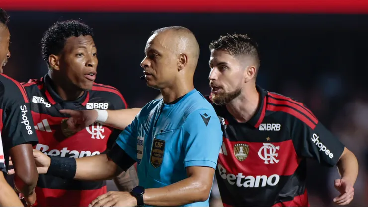 Wilton Pereira Sampaio foi criticado por todos do Flamengo.