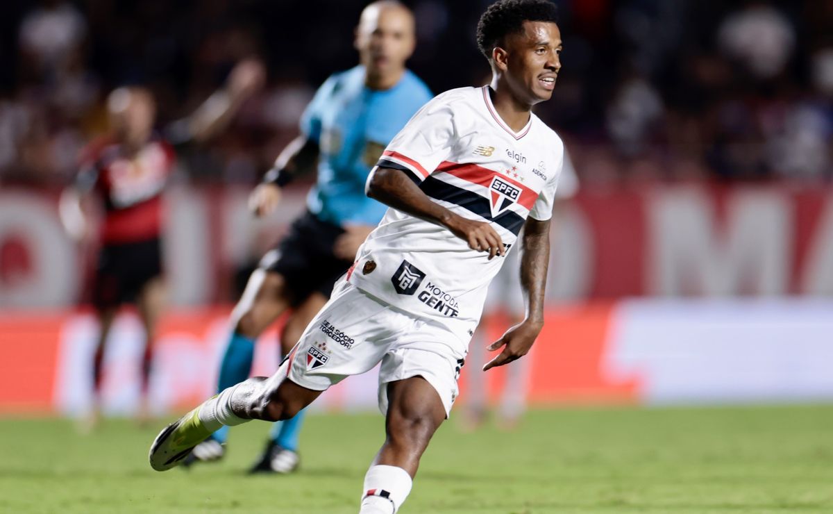 Flamengo decide pagar até R$ 93 milhões para contratar Marcos Antônio; São Paulo quer mais