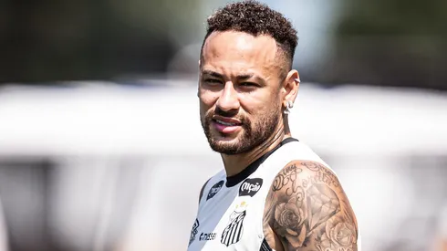 Neymar ainda tem data incerta para voltar, segundo Vojvoda – Fotos: Raul Baretta/ Santos FC.