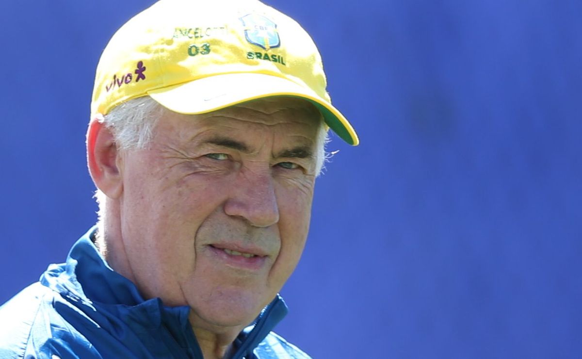 Ancelotti assistiu Fluminense x Grêmio e convocação de Carlos Vinícius ganha força na Seleção Brasileira