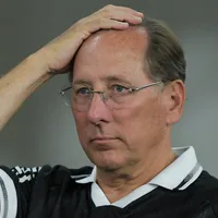 Textor se preocupa com futuro no Botafogo