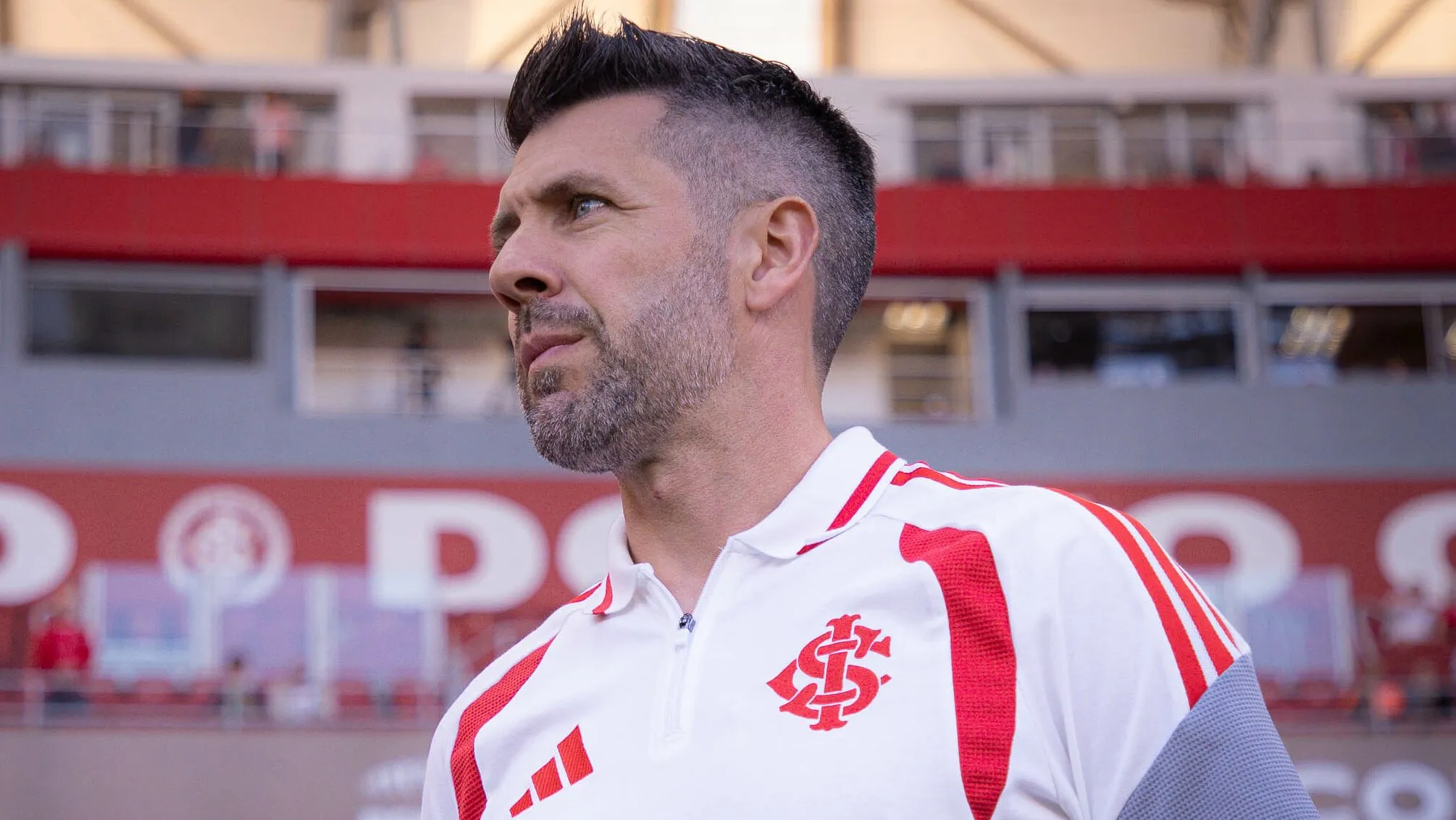 Pezzolano, técnico do Inter. Foto: Maxi Franzoi/AGIF