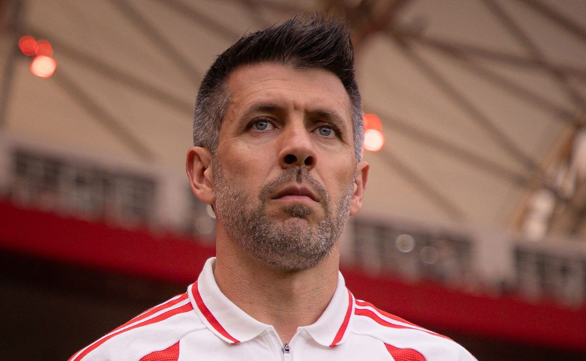 Pezzolano quebra o silêncio sobre novos reforços no Internacional e confirma a chegada de ‘pacotão’