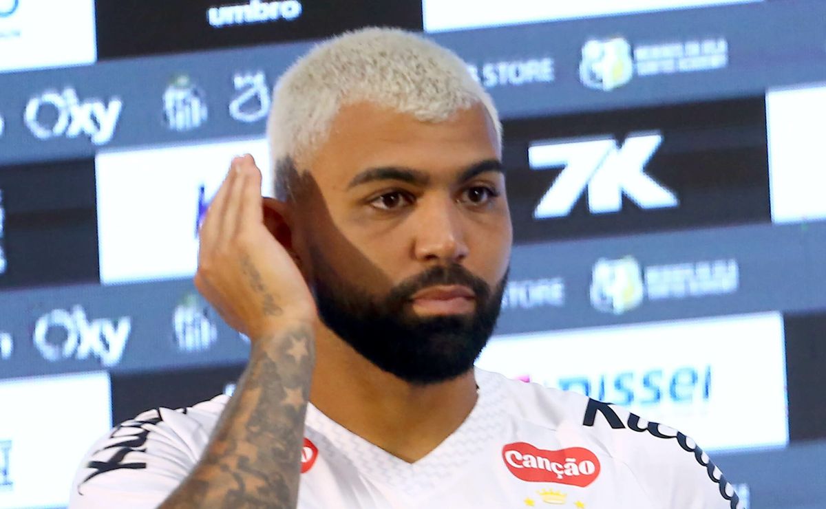 Gabigol usa experiência no Santos e tem liderança para ajudar os outros jogadores na Vila Belmiro
