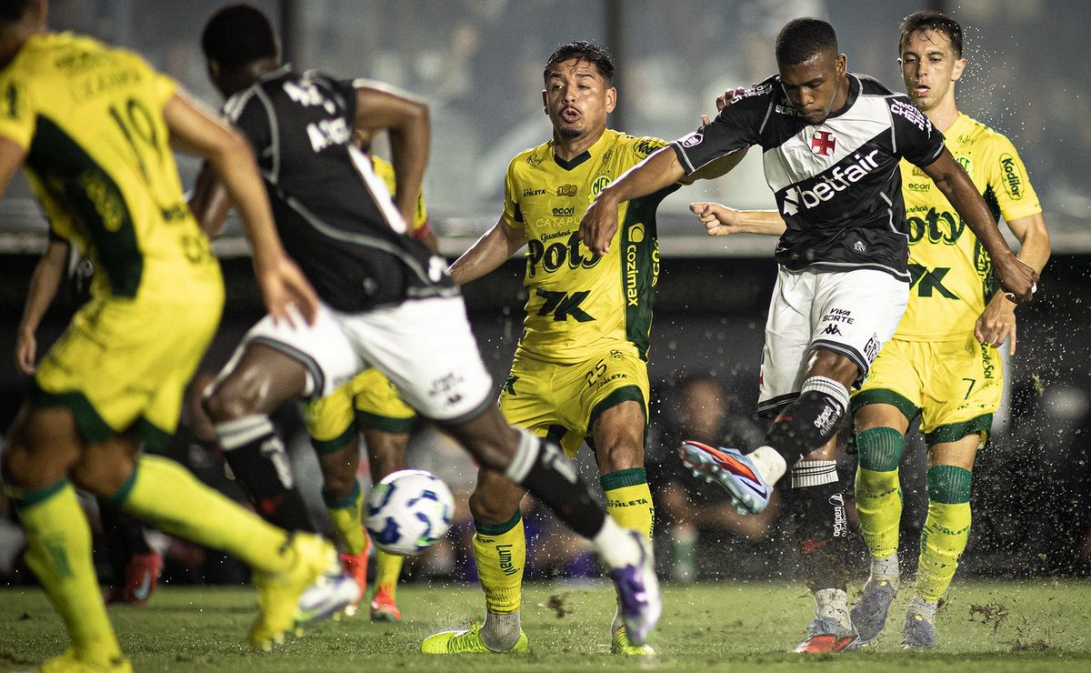 Vasco estreia no Brasileirão buscando vencer o Mirassol pela primeira vez na história