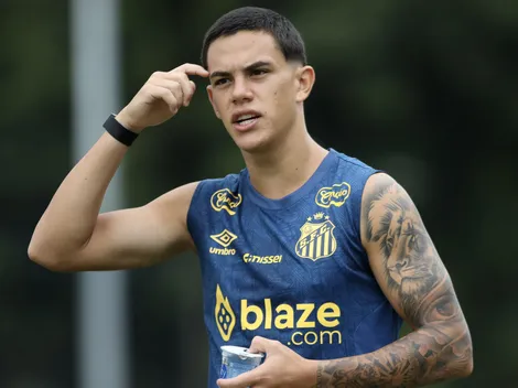 Ajax acelera por JP Chermont e Santos mantém postura firme