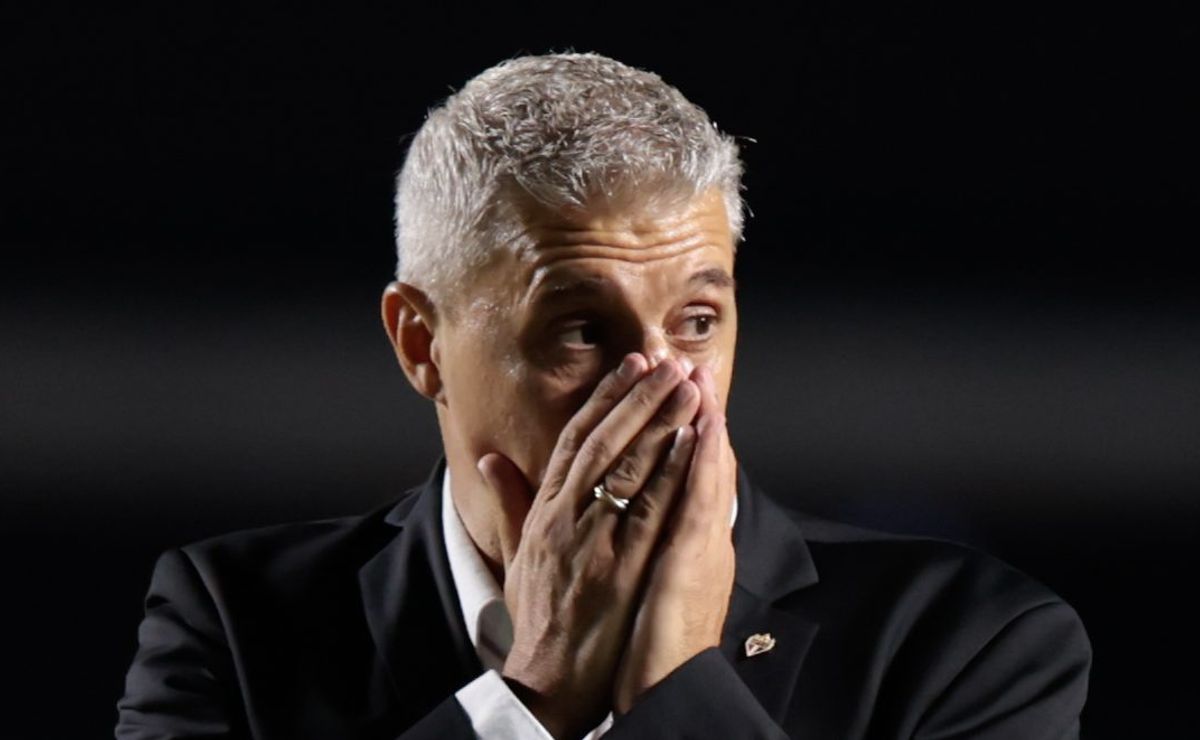 São Paulo vence o Flamengo e Crespo alcança primeira vitória no Brasileirão cinco rodadas antes de Zubeldía