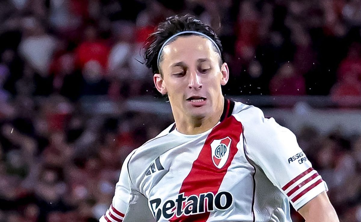 Matías Galarza, do River Plate, é oferecido e Santos descarta contratação do meia paraguaio