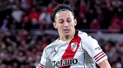 Galarza em ação com a camisa do River Plate.