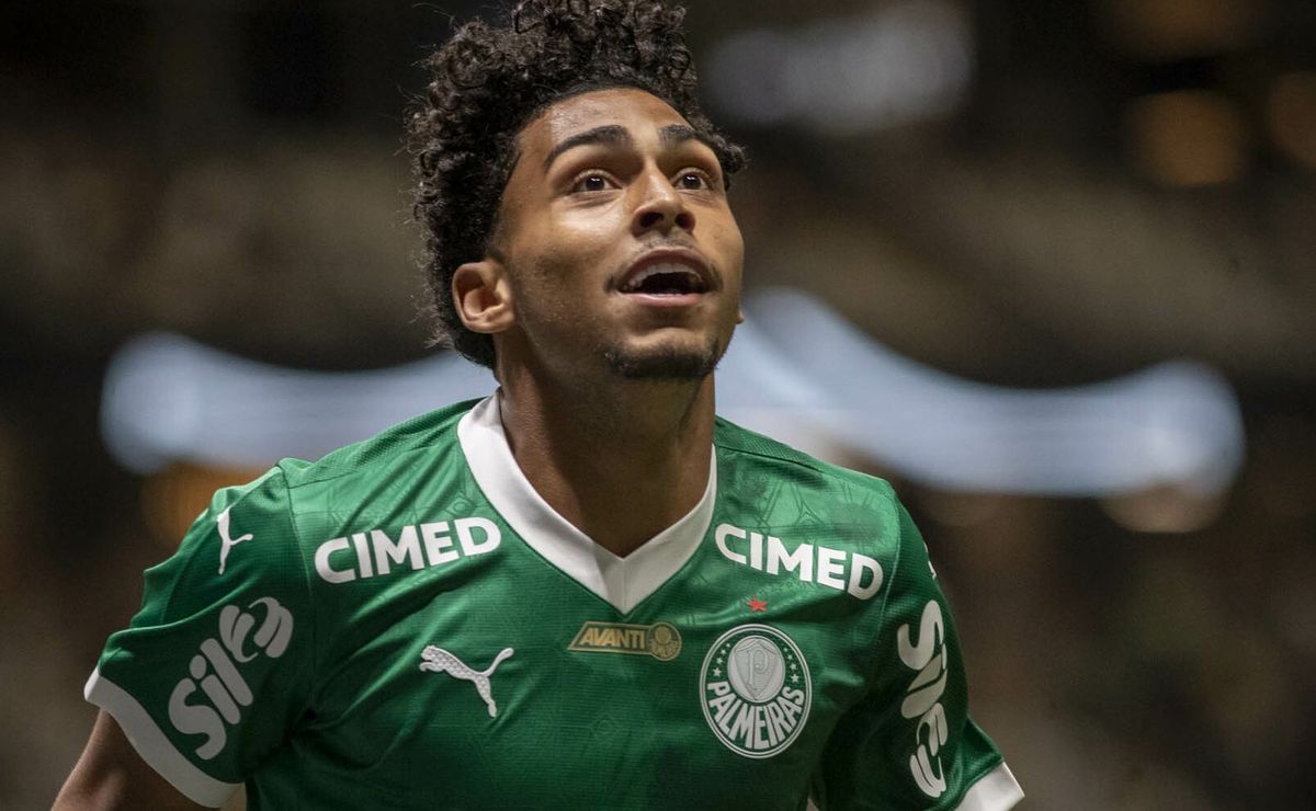 Atlético-MG avança por Luighi, e Palmeiras fica perto de nova saída do elenco; venda é cenário ideal