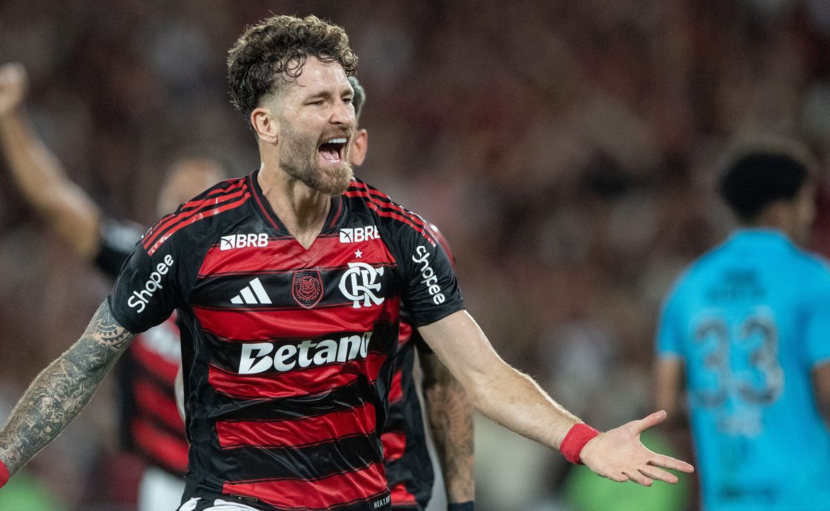 Léo Pereira diz que árbitro admitiu contato em lance polêmico de São Paulo x Flamengo