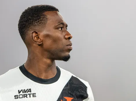 Carlos Cuesta é 'vilão' em derrota do Vasco contra o Mirassol