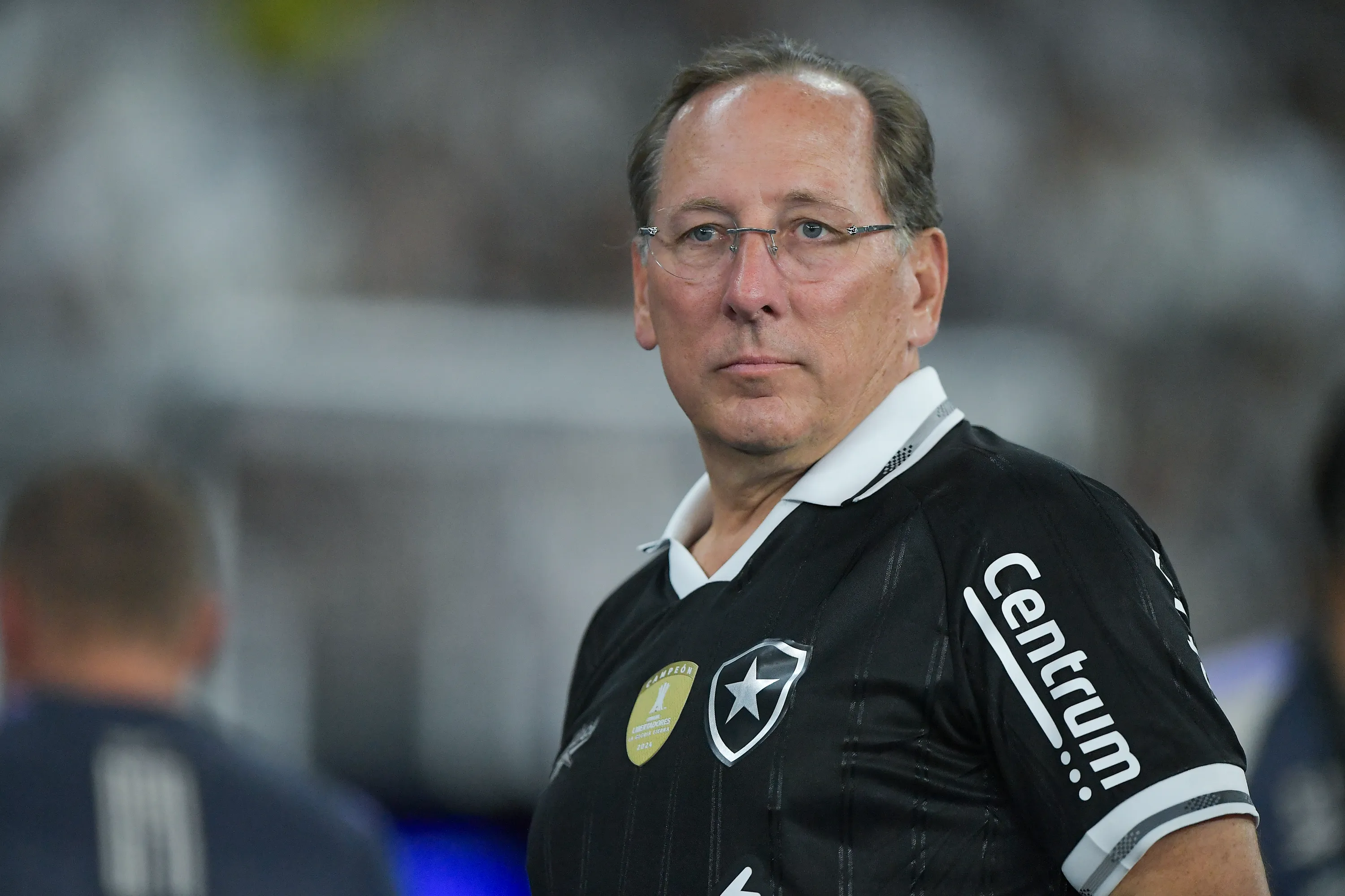 RJ – RIO DE JANEIRO – 26/07/2025 – BRASILEIRO A 2025, BOTAFOGO X CORINTHIANS – John Textor CEO do Botafogo durante partida contra o Corinthians no estadio Engenhao pelo campeonato Brasileiro A 2025. Foto: Thiago Ribeiro/AGIF