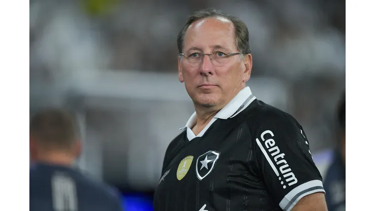 RJ - RIO DE JANEIRO - 26/07/2025 - BRASILEIRO A 2025, BOTAFOGO X CORINTHIANS - John Textor CEO do Botafogo durante partida contra o Corinthians no estadio Engenhao pelo campeonato Brasileiro A 2025. Foto: Thiago Ribeiro/AGIF