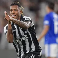 Botafogo atropela o Cruzeiro na estreia do Brasileirão