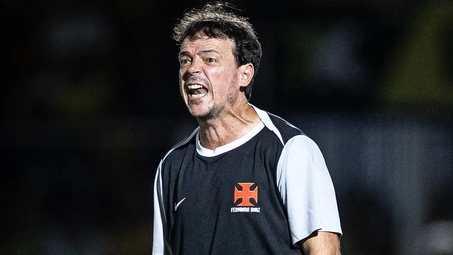 Fernando Diniz terá base de time titular contra o Botafogo – Foto: Matheus Lima/Vasco.