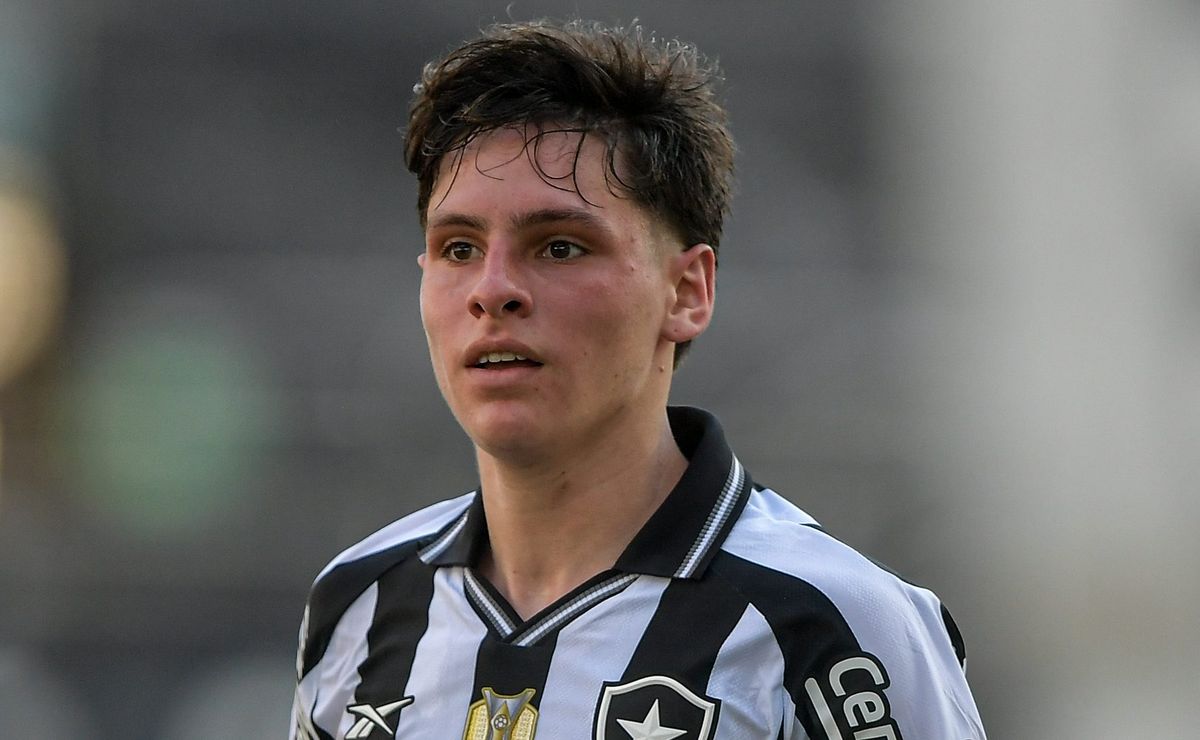 Montoro decide seu futuro no Botafogo e não pensa em deixar General Severiano nesta temporada