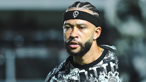 Corinthians não pagou dívida com Memphis Depay.