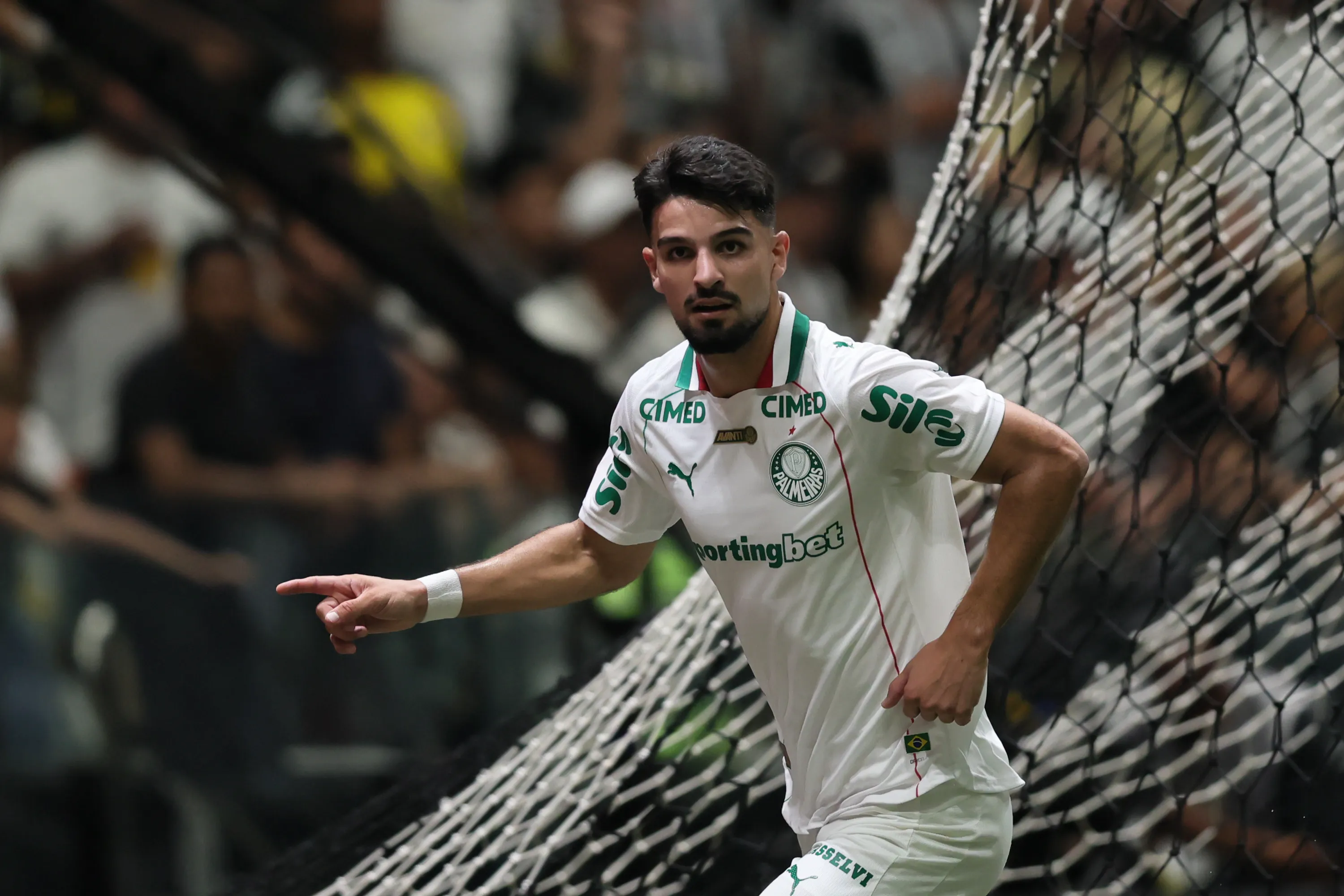 MG – BELO HORIZONTE – 28/01/2026 – BRASILEIRO A 2026, ATLETICO X PALMEIRAS – Flaco Lopez jogador do Palmeiras comemora seu gol durante partida contra o Atletico no estadio Arena MRV pelo campeonato Brasileiro A 2026. Foto: Gilson Lobo/AGIF