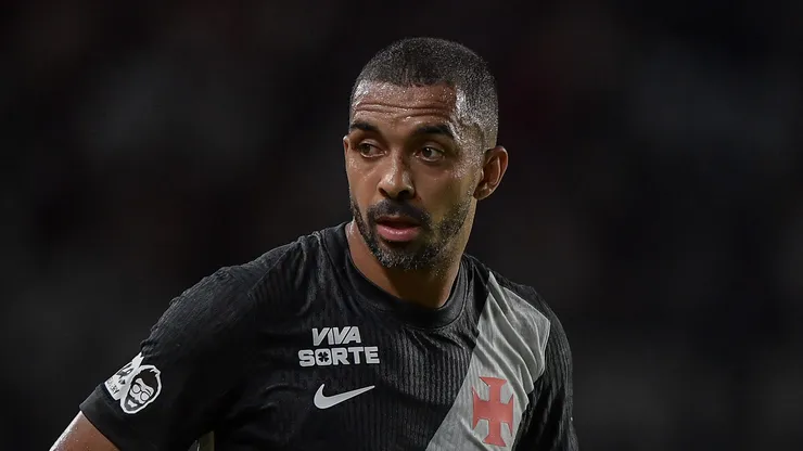 PH em ação durante partida do Vasco no estadual