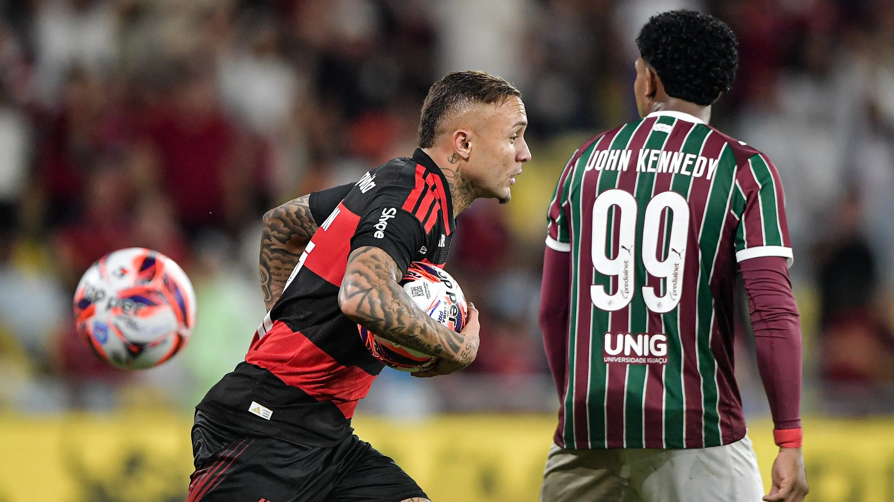 RJ – RIO DE JANEIRO – 25/01/2026 – CARIOCA 2026, FLUMINENSE X FLAMENGO – Everton Cebolinha jogador do Flamengo comemora seu gol durante partida contra o Fluminense no estadio Maracana pelo campeonato Carioca 2026. Foto: Thiago Ribeiro/AGIF