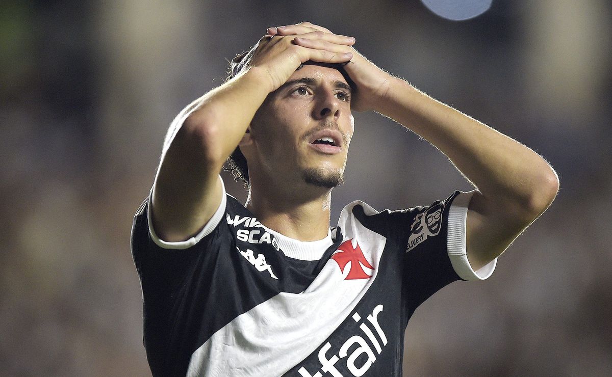 Bronca de Fernando Diniz em atletas do Vasco tem grande repercussão em Portugal e incomoda Nuno Moreira