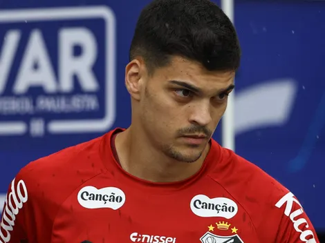 Brazão diz que tem jogado no sacrifício pelo Santos e enaltece Vojvoda