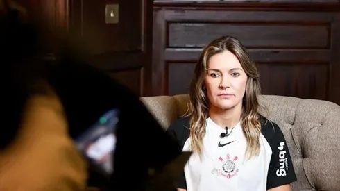 Gabi Zanotti em Londres com as Brabas. Foto: Rodrigo Gazzanel/Ag. Corinthians