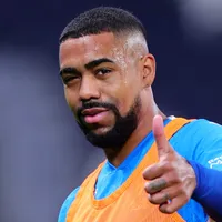 Malcom não quer sair da Arábia e fica mais distante do Corinthians