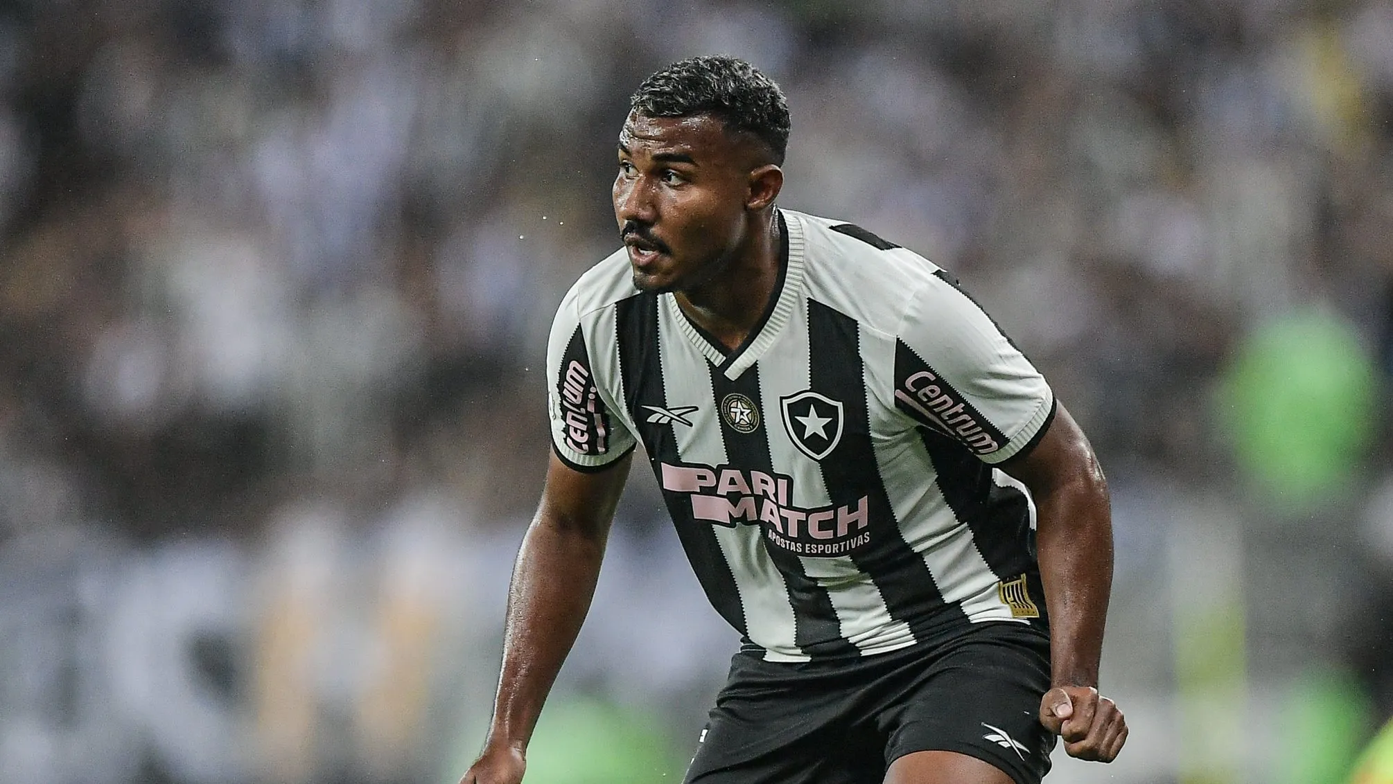 Cuiabano, alvo do Botafogo. Foto: Thiago Ribeiro/AGIF