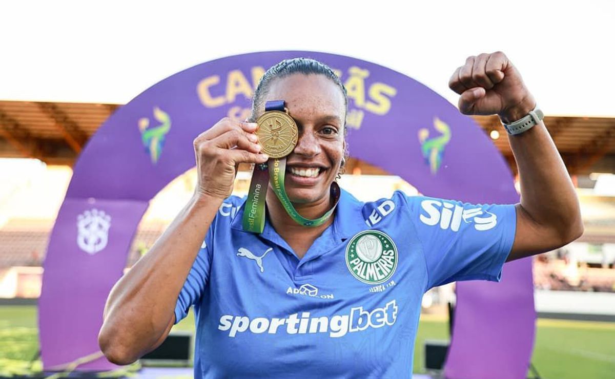 Rosana exalta ambiente do Palmeiras e projeta temporada forte: “Competitivo e saudável”