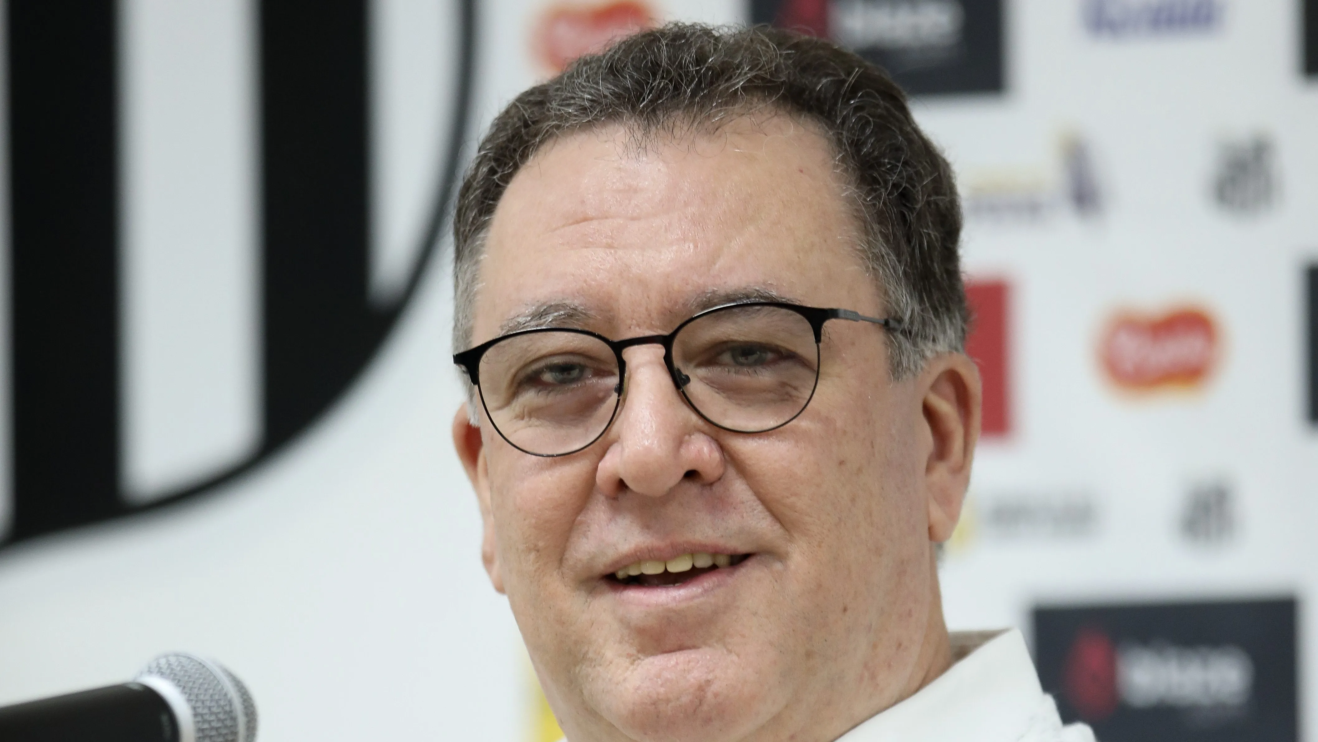 Foto: Reinaldo Campos/AGIF – Marcelo Teixeira teve reunião com o executivo de futebol do Santos.
