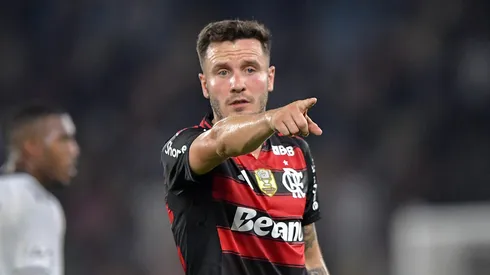 Saúl é um dos desflaques do Mengão – Foto: Thiago Ribeiro/AGIF