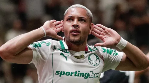 Atacante tem o futuro incerto – Foto: Fernando Moreno/AGIF.