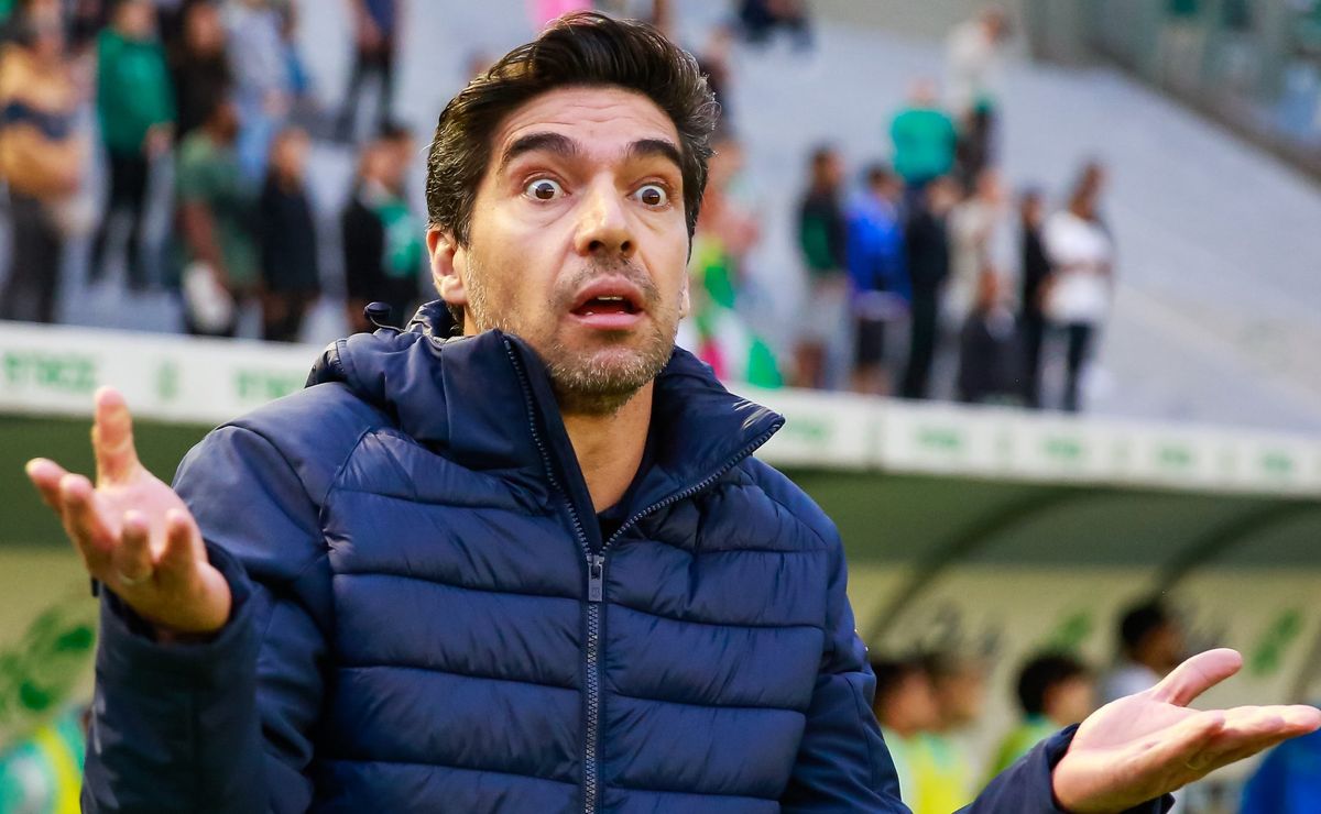 Abel Ferreira proíbe saída e melou contratação no Atlético-MG após contato pelo centroavante Luighi